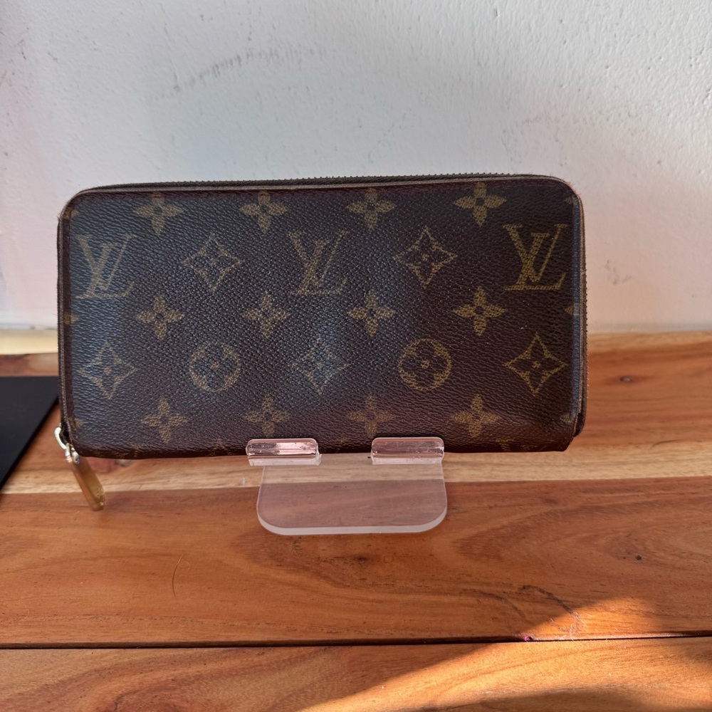 Louis Vuitton Brown and Gold Zipper Wallet
